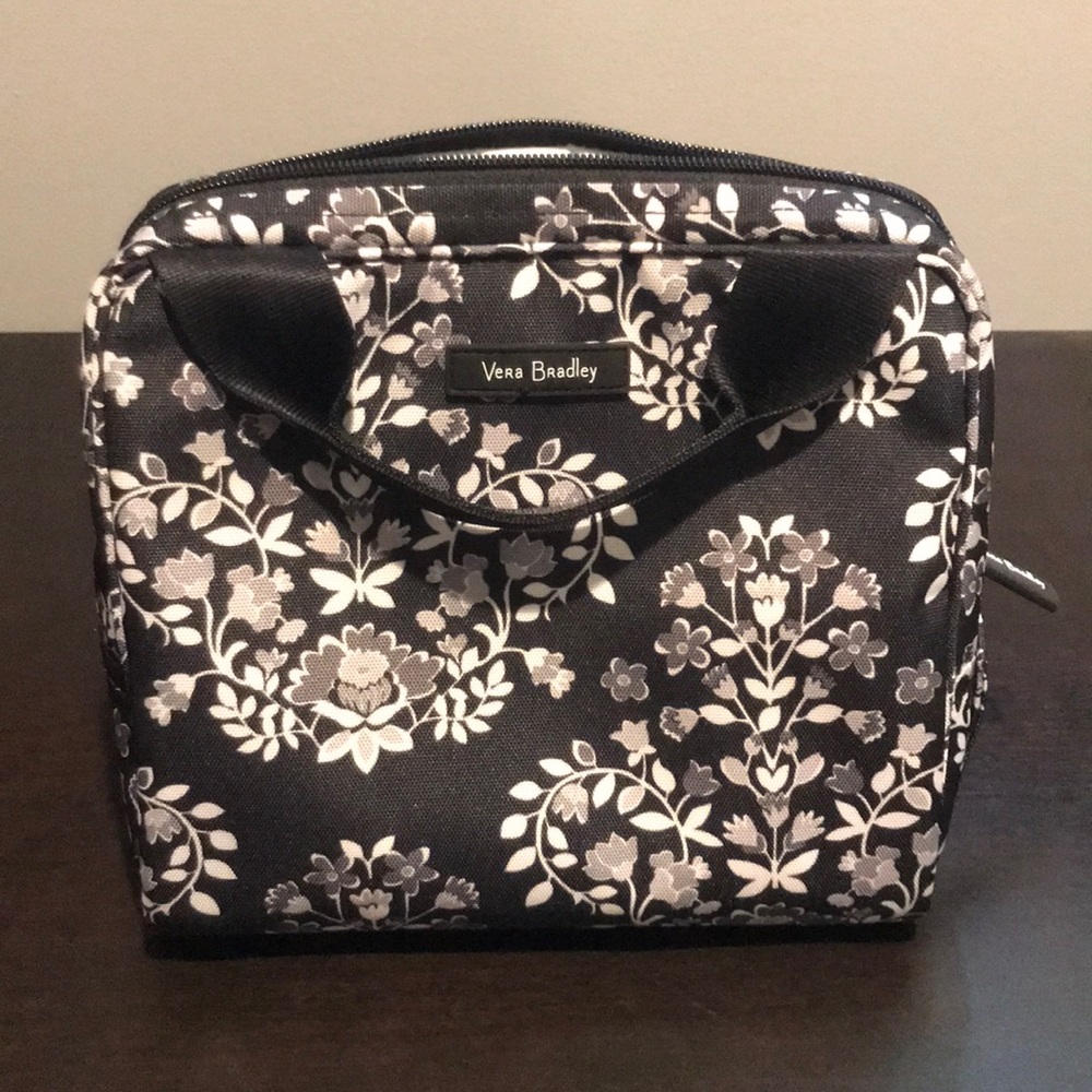Vera Bradley new lunch box - never used